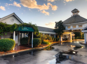 Phoenix Greenvilles Inn