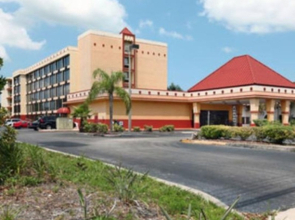 Baymont Inn & Suites Clearwater