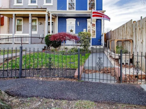 Family-friendly Home for travelers Near subway