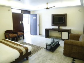 Taj Inn