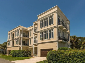 236 Myrtle Street by Hodnett Cooper