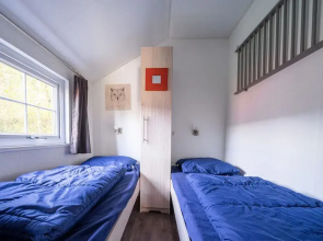 Comfortable Chalet Near Park De Veluwe