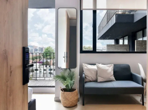 w Enchanting Loft w Balcony in El Nogal