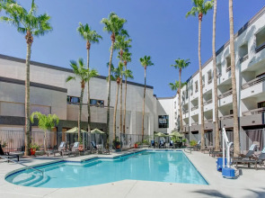 Hilton Phoenix Airport