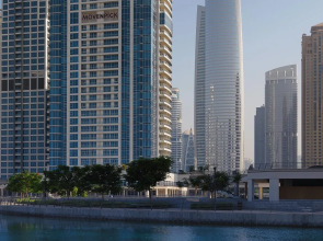 Mövenpick Jumeirah Lakes Towers Hotel