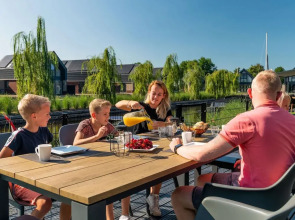 Luxury Villa Near the Frysian Water
