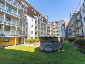 Central Garden View | Modern 2 Bedroom 2 bathroom Apartment | Balcony