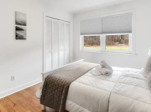 5 bedroom, Belmeade Drive