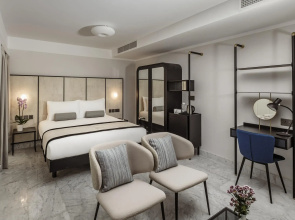 San Karlu Hotel