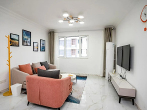 Locals Apartment House 01