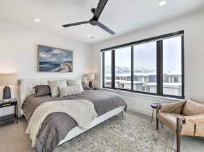 Mountain-view Townhome Near Powder Mountain!