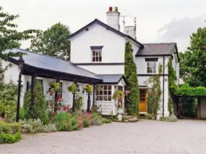 Eyarth Station Guest House