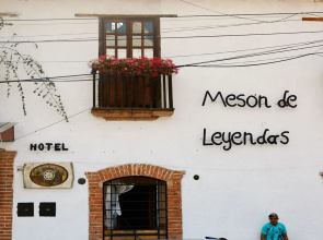 Mesón De Leyendas Breakfast & Downtown