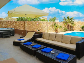 Wellness Hygge Modern Gozitan Apartment