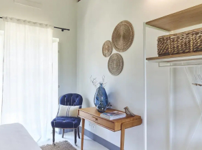AQVAE Unconventional Country House