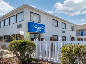 Rodeway Inn & Suites Rehoboth Beach