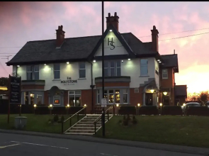 Holystone Bar and Restaurant
