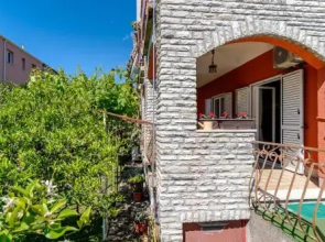 Apartment Yean