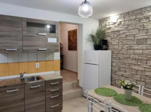 Apartments Goga Pomer