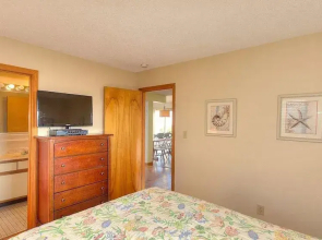 Four Sea Sons - 6 Br Home