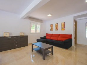 Villa - 7 Bedrooms with Pool - 104989