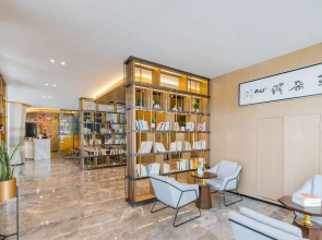 Atour Hotel Jinan Century Avenue Branch