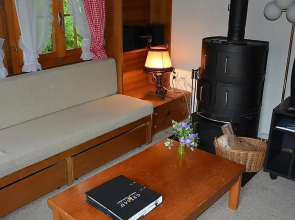 Ismene, Chalet