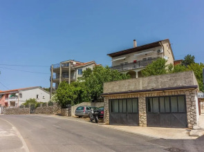 Amazing Apartment in Dramalj With Wifi and 2 Bedrooms