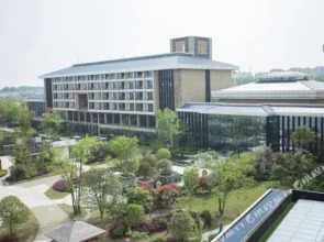 Lanxi Xingmao Resort Hotel
