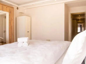 Magnificent Flat with Jacuzzi in Karsiyaka