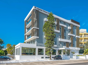 Glyfada Riviera Hotel