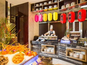 Huachen International Hotel