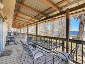 Waterfront Louisiana Home w/ Private Boat Launch!