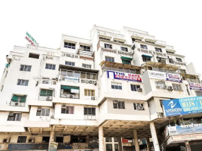 Oyo 26315 Hotel Alpha