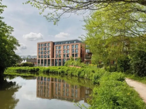 Student Only Riverside House