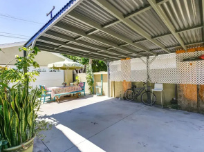 Westminster Escape Near Beaches & Shopping!