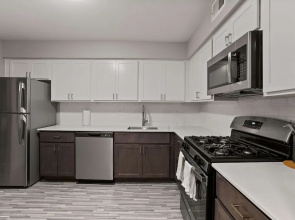 Welcoming 2BR 2BA Retreat With Modern Comforts