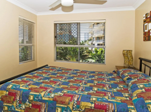 Budds Beach Apartments