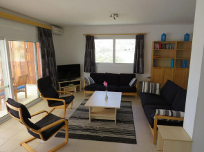 Beautiful Spacious Villa, Large Plot, 600m of Sandy Beach, Near Makry Gialos, Se