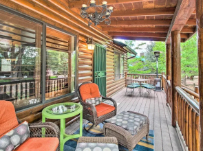 3 Mi to Trails: Woodsy Retreat in Overgaard!