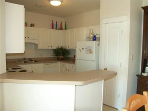 Harbour Place 4101 3 Br condo by RedAwning
