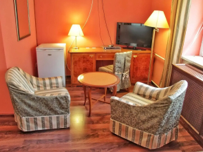 Evergreen Budapest Bed & Breakfast and Guest House