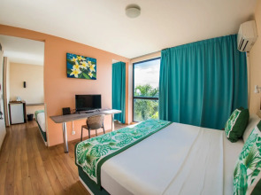 Tahiti Airport Motel