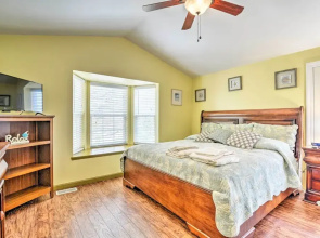 Surfside Beach Home w/ Resort Perks: Walk to Beach
