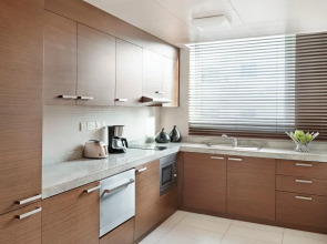 Hyatt Place Dubai Al Rigga Hotel & Residences