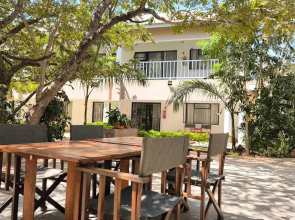 Room in Lodge - 3 Luxury Suites in Zambezi Boutique Lodge, ask About our Free 4x4 Town Tour