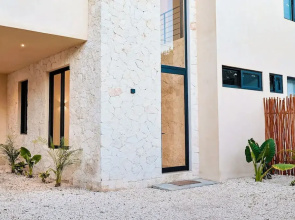House Tulum Chic and Spacious Villa in the Jungle
