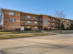 Lush 1BR Apt in Quiet Arlington Heights