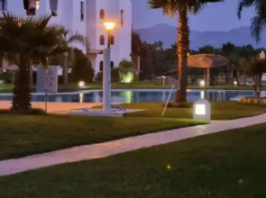 Superbe Appt. Neuf au complx.MANGLE avec piscine