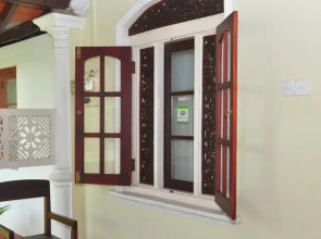 Travel Easy Hostel